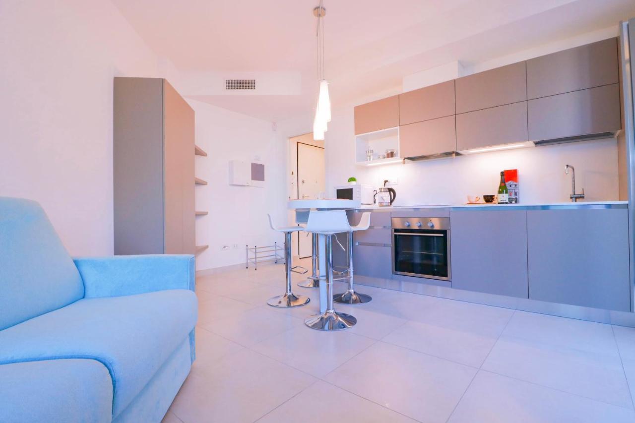 H11 Luxury 9A - Porto - Piscina - Jacuzzi Apartment Santo Stefano al Mare Luaran gambar